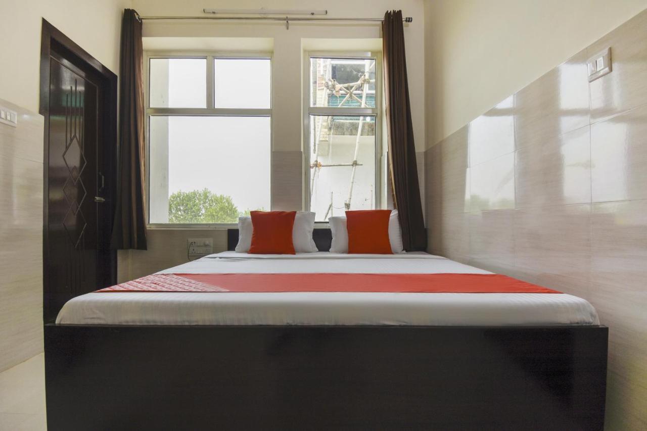 Flagship 75751 Hotel Surya Bahadrabad Exterior foto
