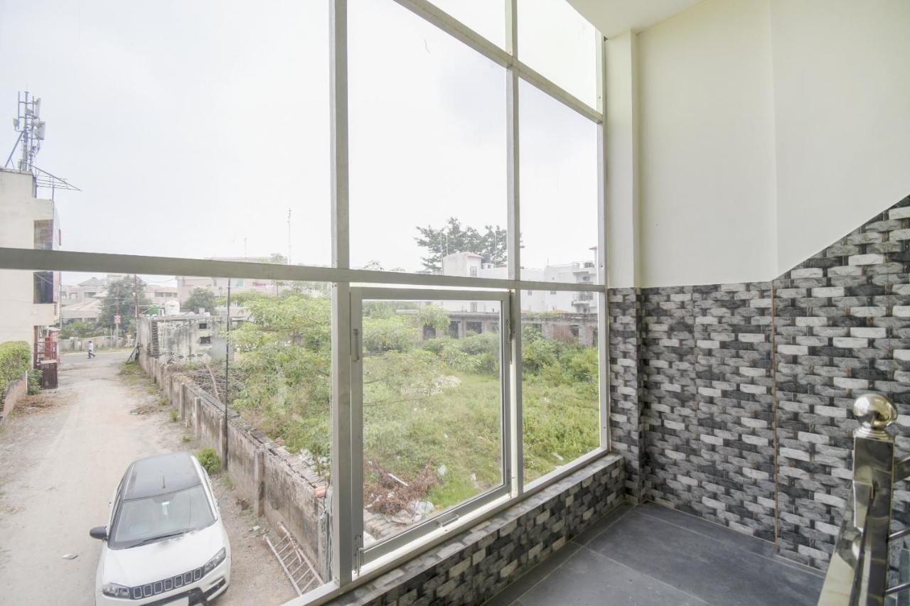 Flagship 75751 Hotel Surya Bahadrabad Exterior foto