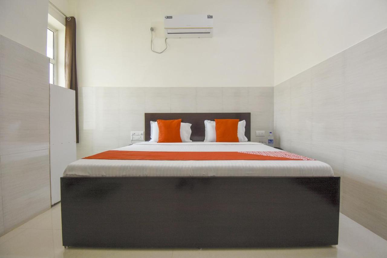 Flagship 75751 Hotel Surya Bahadrabad Exterior foto