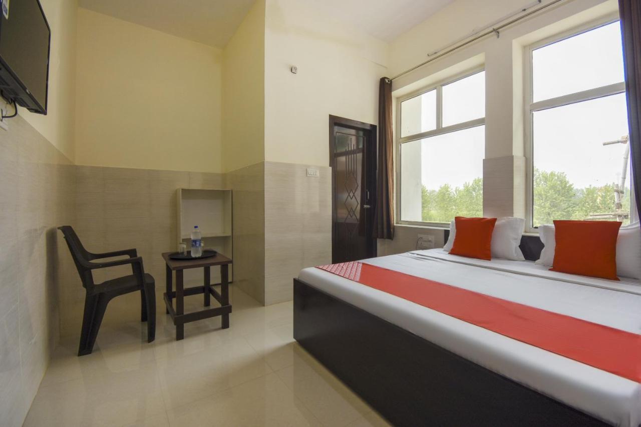 Flagship 75751 Hotel Surya Bahadrabad Exterior foto