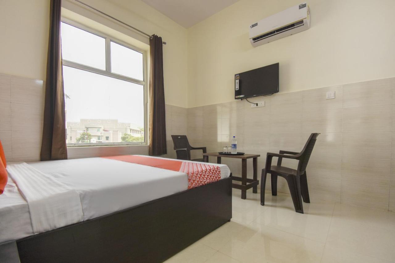 Flagship 75751 Hotel Surya Bahadrabad Exterior foto