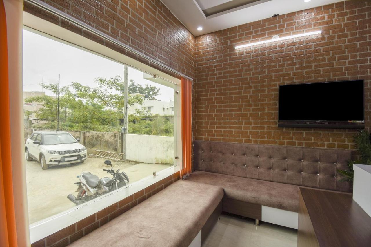 Flagship 75751 Hotel Surya Bahadrabad Exterior foto